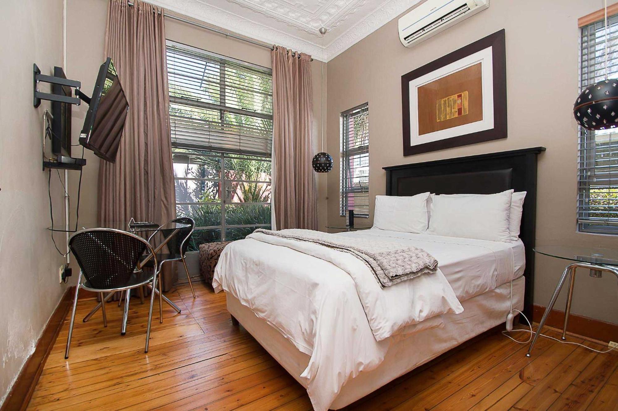 Superior Double Room,1499425375:JPEG
